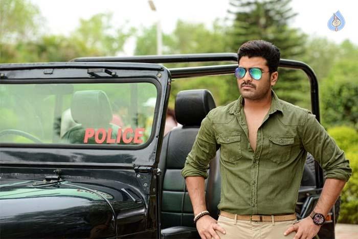 Sharwanand Picks Two!