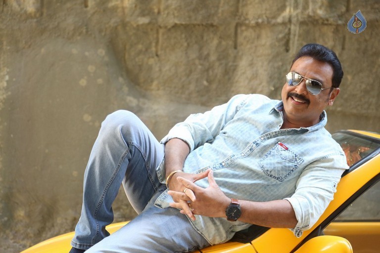 Actor Naresh Latest Photos - 17 / 30 photos