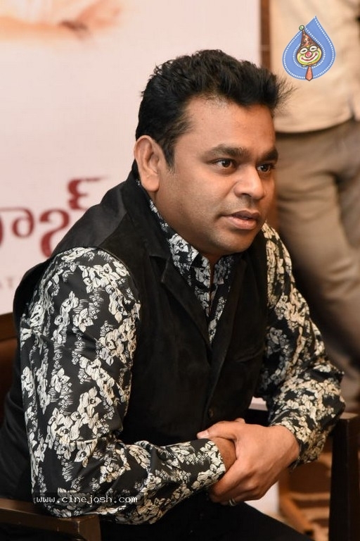 AR Rahman Interview Stills - 15 / 20 photos