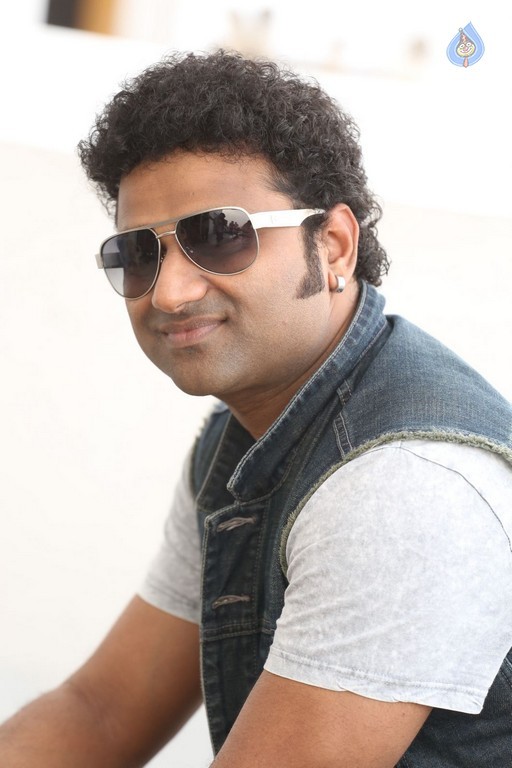 Devi Sri Prasad Interview Photos - 12 / 21 photos