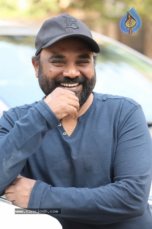 Director Gopi Ganesh Interview Photos - 7 / 10 photos