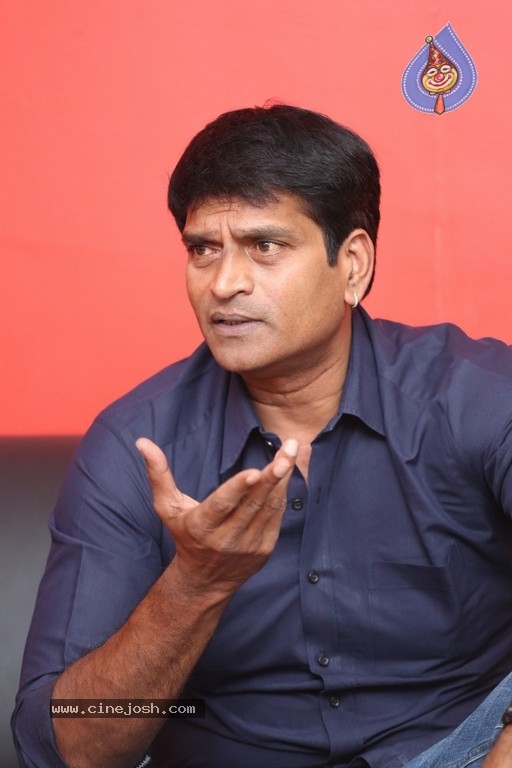 Director Ravi Babu Interview Photos - 9 / 15 photos