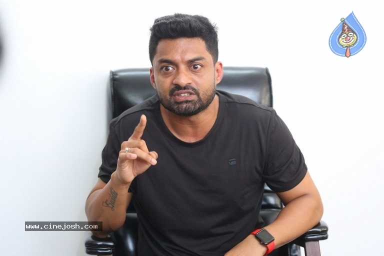 Kalyan Ram Interview Stills - 12 / 21 photos