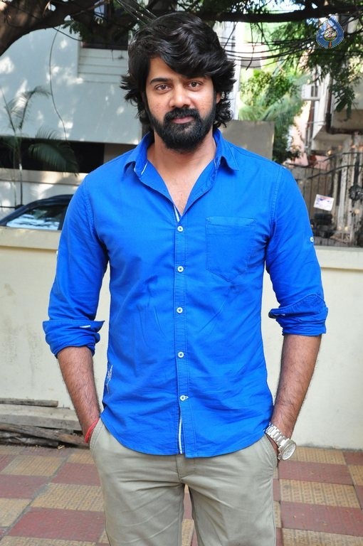 Naveen Chandra New Photos - 9 / 21 photos