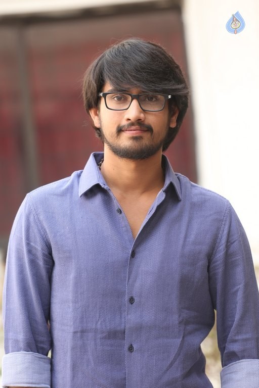 Raj Tarun Interview Photos - 13 / 21 photos