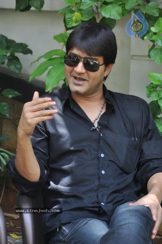 Srikanth Photos - 18 / 20 photos