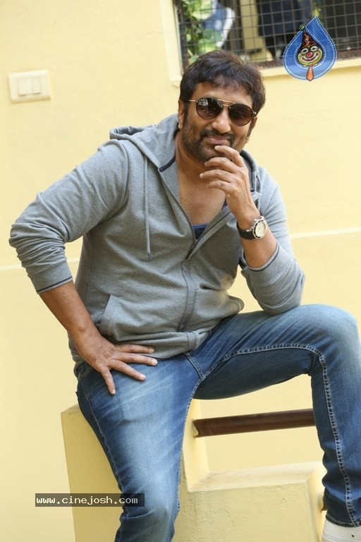 Srinu Vaitla Interview Photos - 4 / 16 photos