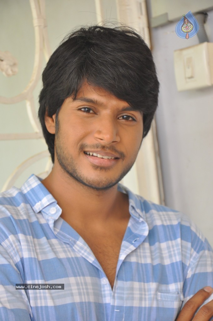 Sundeep Kishan New Photos - 11 / 28 photos