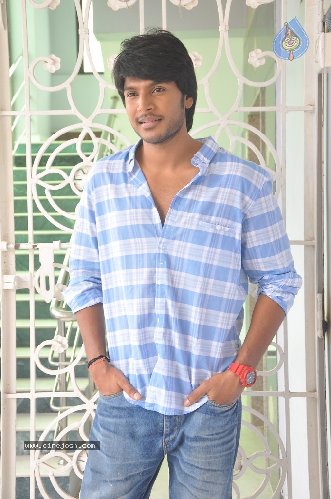 Sundeep Kishan New Photos - 13 / 28 photos