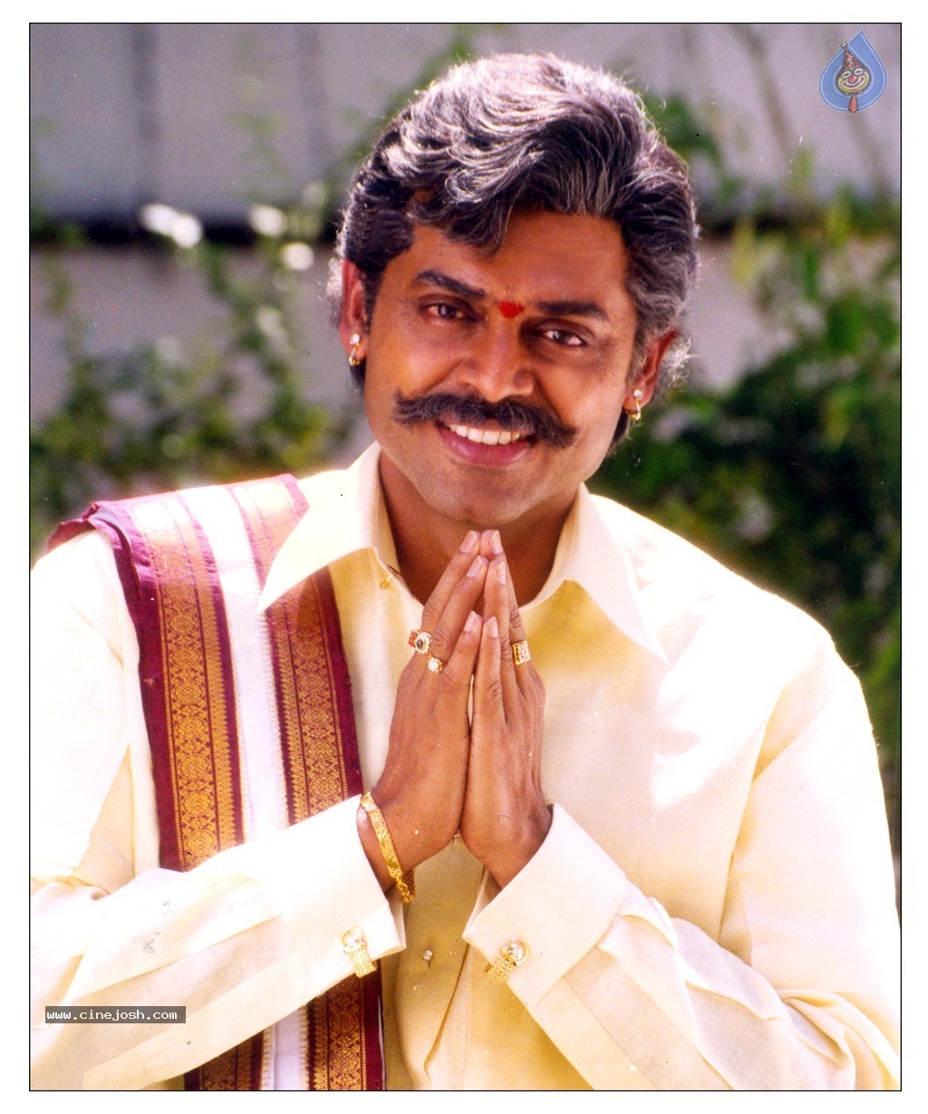 Venkatesh Completes Silver Jubilee Photos - 96 / 139 photos