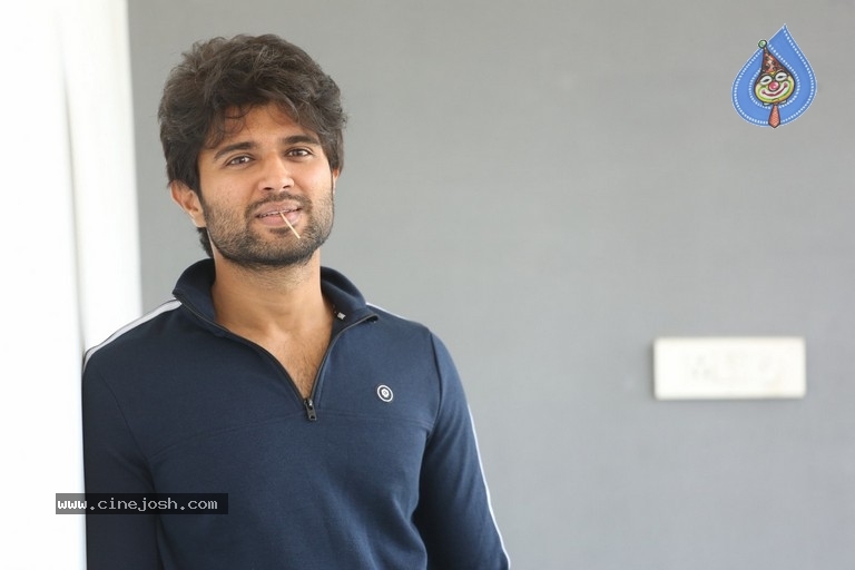 Vijay Deverakonda Interview Photos - 18 / 33 photos