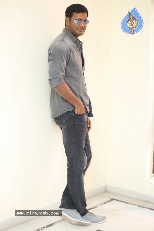 Vishal Interview Photos - 2 / 18 photos