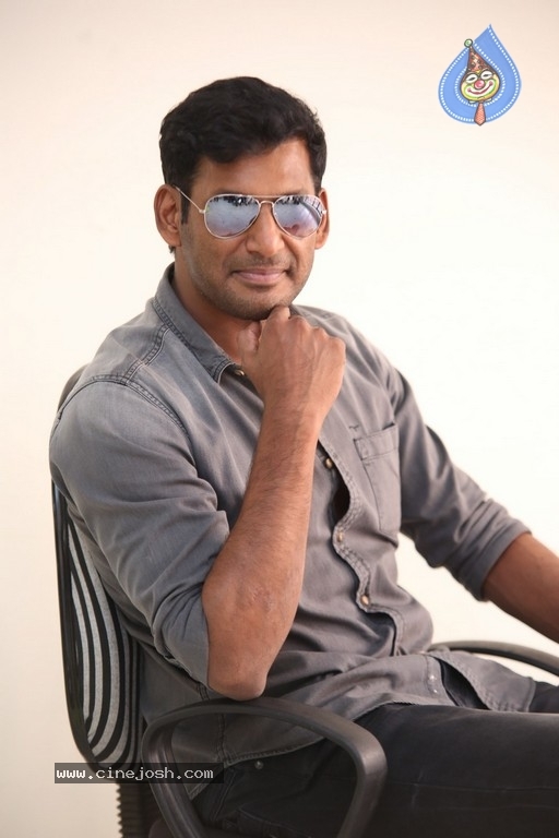 Vishal Interview Photos - 12 / 18 photos