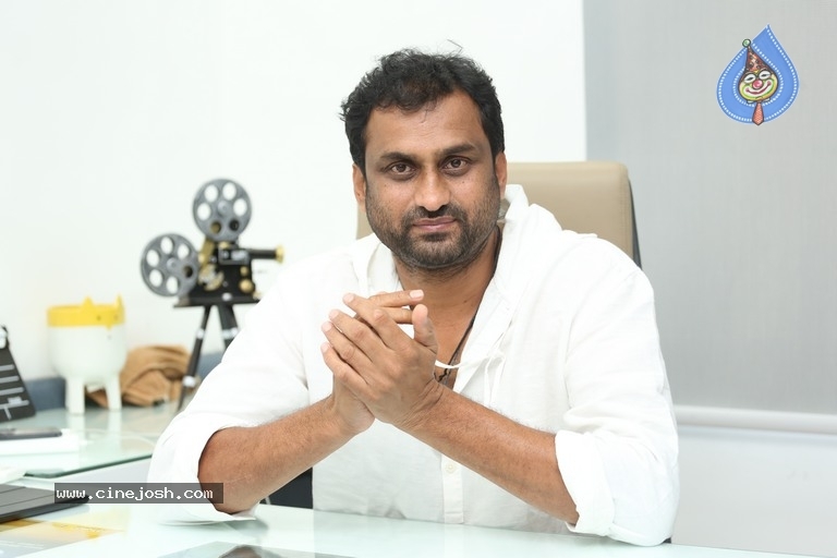Yatra Movie Director Mahi V Raghav Interview Photos - 3 / 9 photos