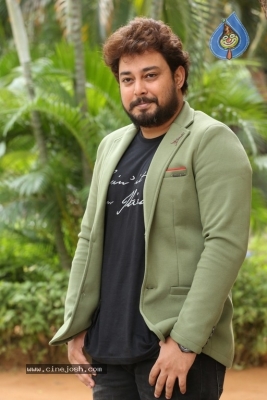 Actor Tanish Photos - 5 of 14