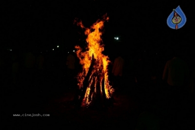 Pawan Kalyan Celebrates Sankranthi In Tenali - 14 of 39