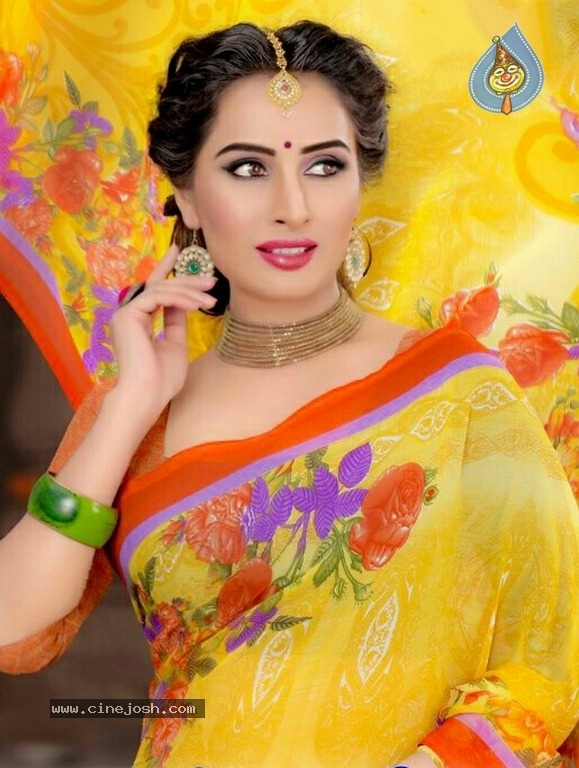 Actress Ananya Thakur Latest Pics - 13 / 13 photos