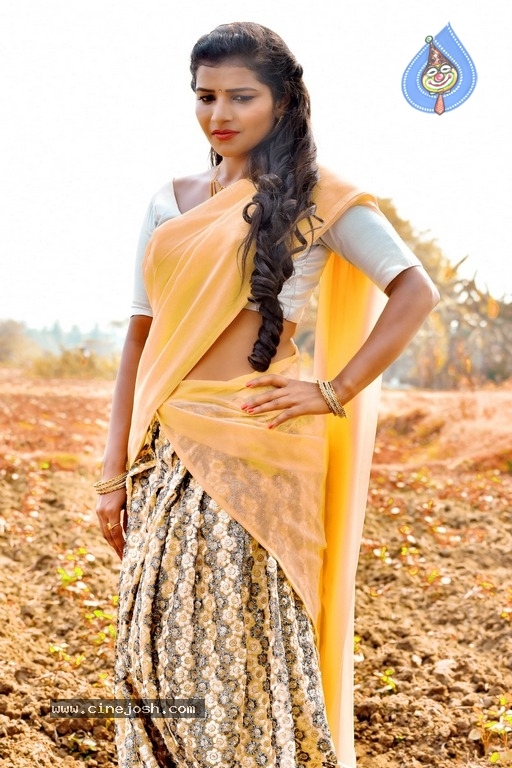 Actress Anju Kriti Photoshoot - 9 / 12 photos