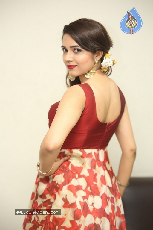 Actress Sathvika Photos - 21 / 21 photos