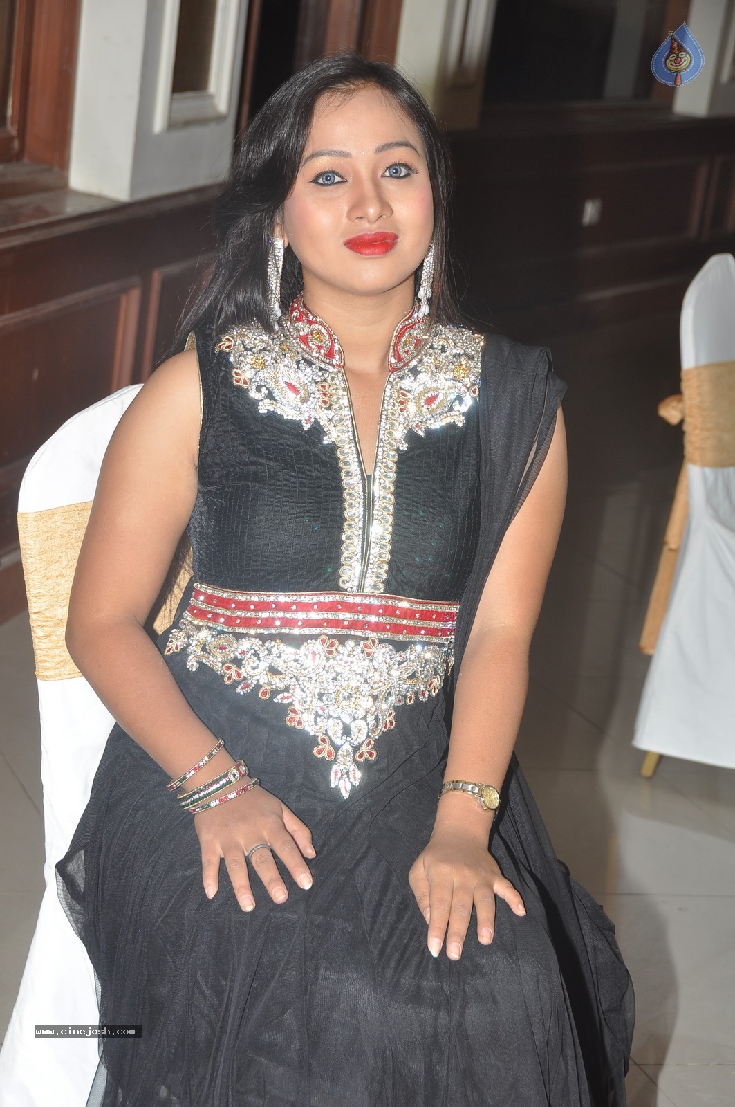 Actress Sneha Photos - 21 / 62 photos