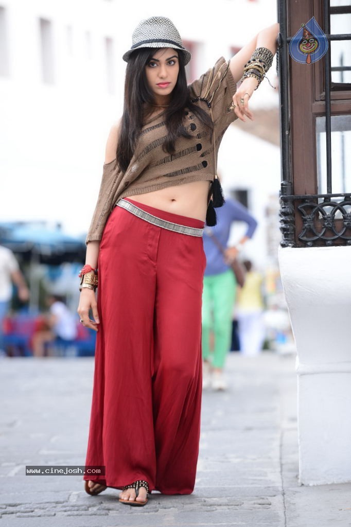 Adah Sharma Latest Stills - 20 / 46 photos