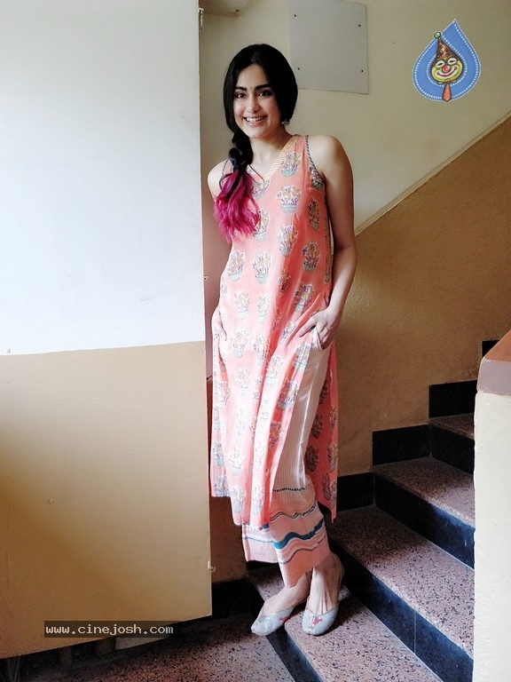 Adah Sharma New Photos - 1 / 4 photos