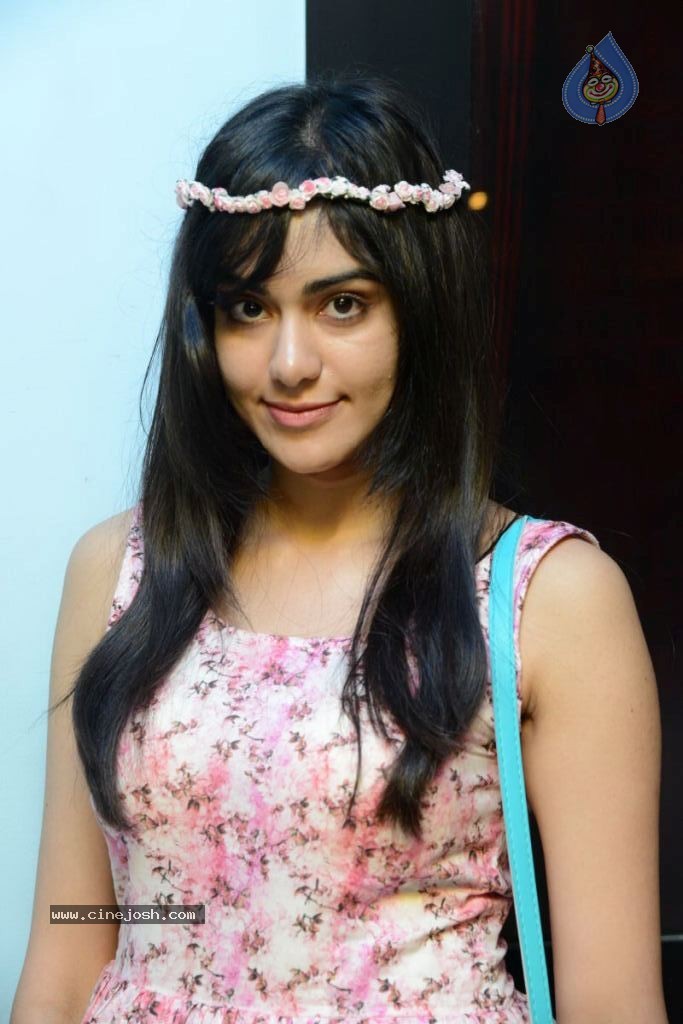 Adah Sharma Stills - 13 / 32 photos