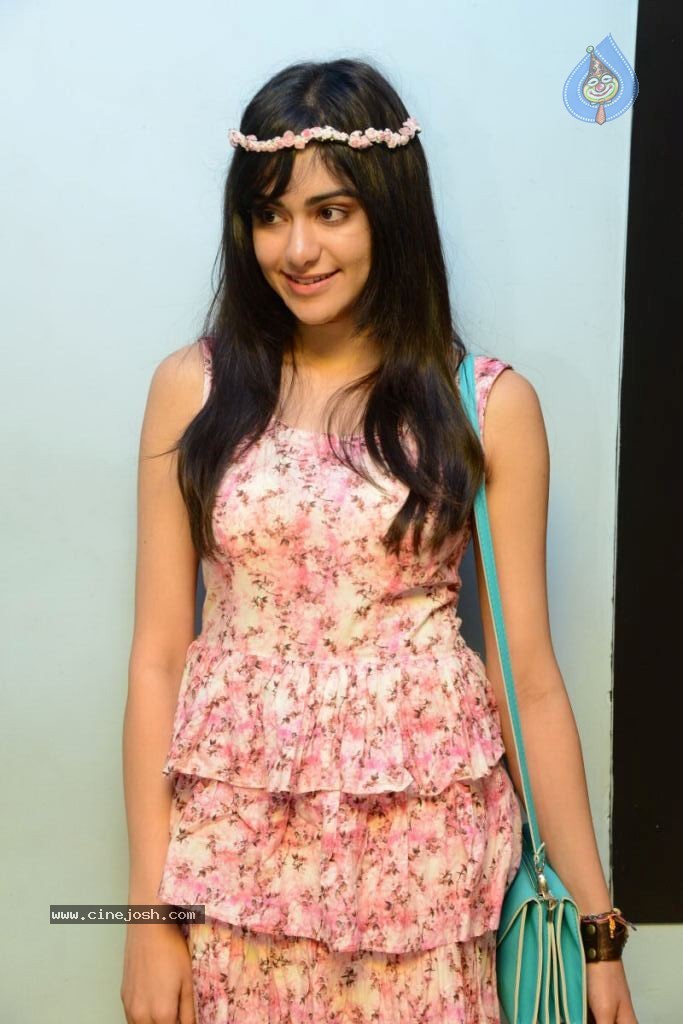 Adah Sharma Stills - 15 / 32 photos