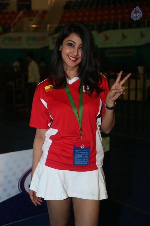 Aindrita Ray at CBL Event - 7 / 20 photos