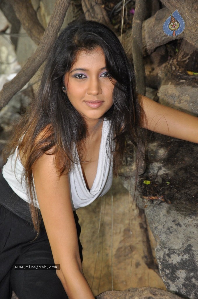 Akhila Hot Stills - 4 / 106 photos