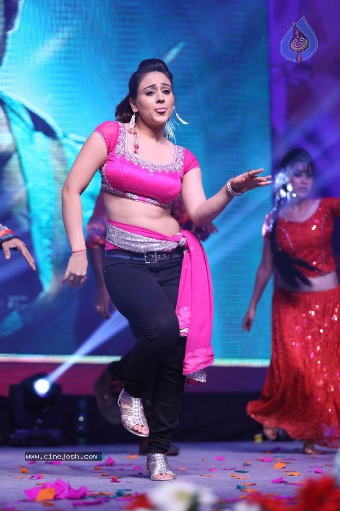 Aksha Hot Gallery - 8 / 53 photos