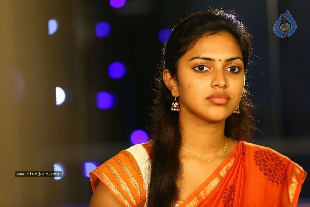 Amala Paul Latest Photos - 8 / 98 photos