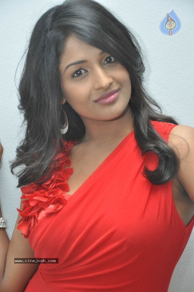 Amitha Rao Stills - 20 / 55 photos