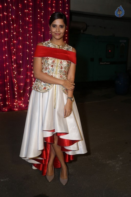 Anasuya at Zee Telugu Apsara Awards - 12 / 21 photos