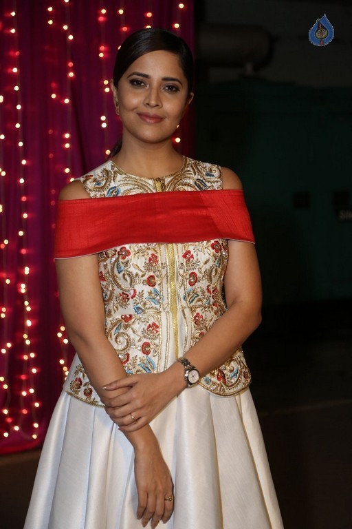 Anasuya at Zee Telugu Apsara Awards - 17 / 21 photos