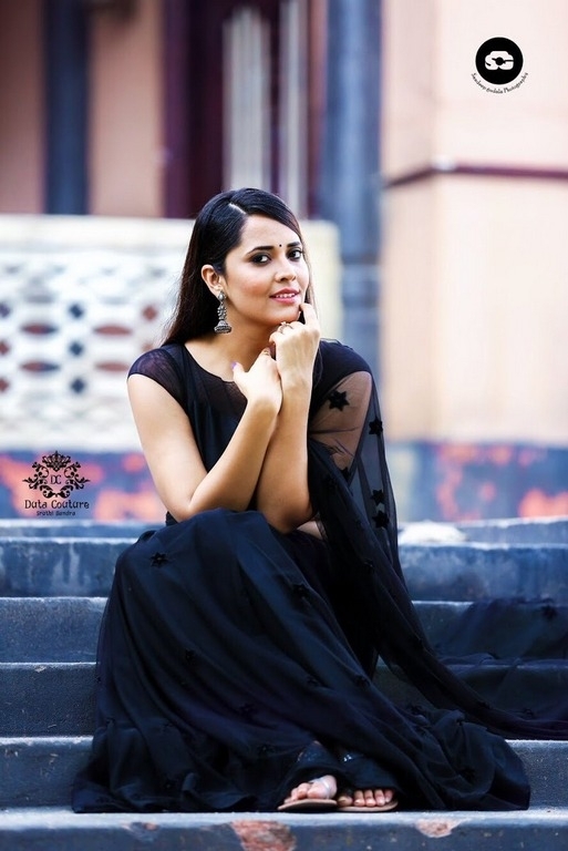 Anasuya Bharadwaj New Photos - 10 / 13 photos