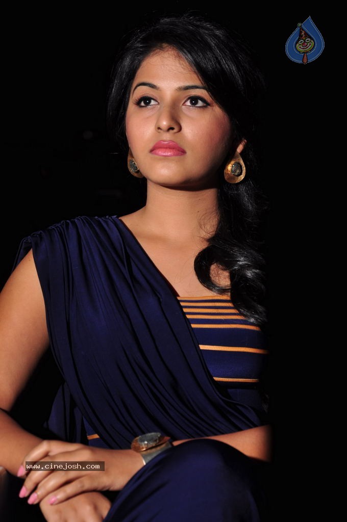 Anjali Latest Stills - 19 / 101 photos