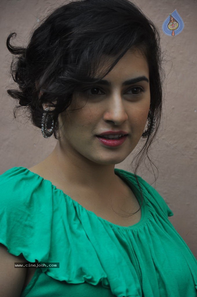 Archana Latest Stills - 13 / 31 photos