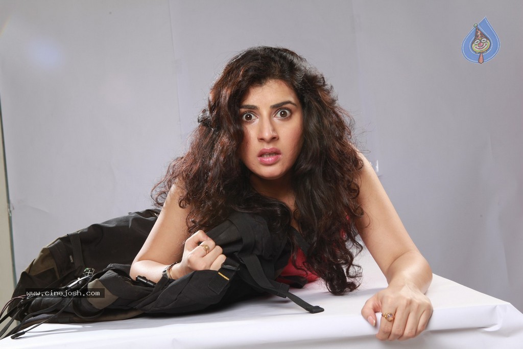 Archana New Images - 4 / 15 photos