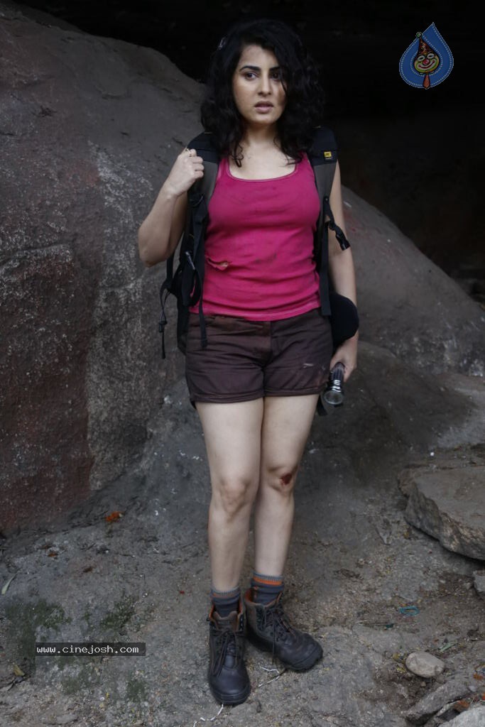 Archana New Stills - 12 / 61 photos