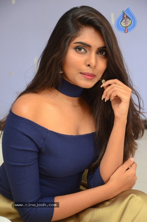 Aslesha Latest Photos - 3 / 18 photos