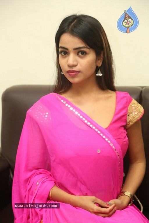 Bhavya Sree Gallery - 6 / 12 photos