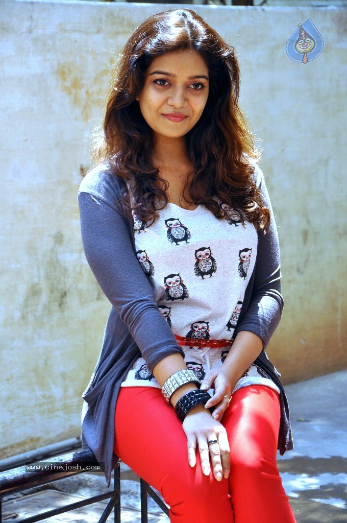 Colors Swathi Latest Gallery - 20 / 133 photos