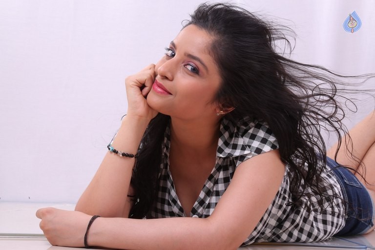 Divya New Photos - 11 / 63 photos