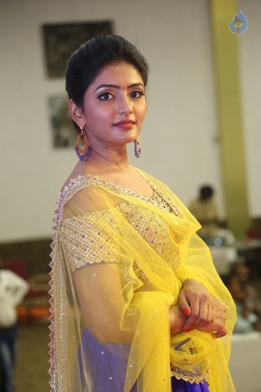 Eesha New Photos - 15 / 42 photos