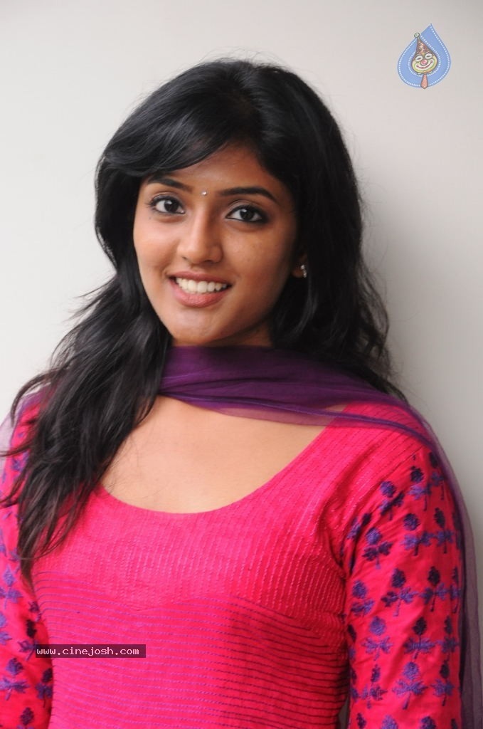 Eesha New Stills - 7 / 47 photos