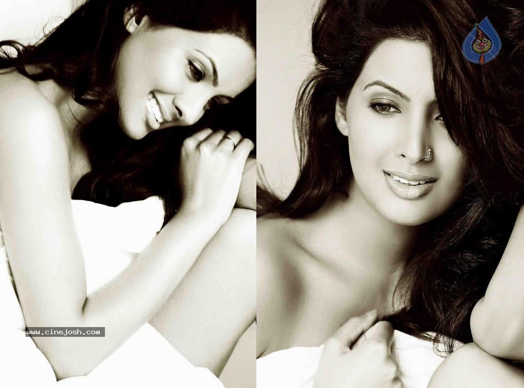 Geeta Basra Hot Stills Photo Of