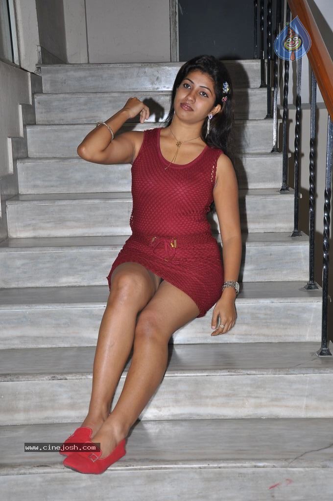 Geethanjali Hot Stills - 13 / 103 photos