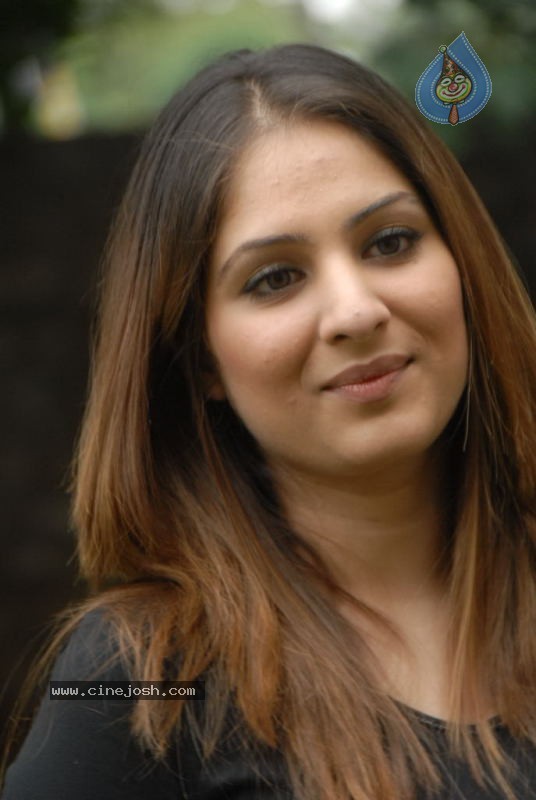 Rekha srinivasan mercedes #3