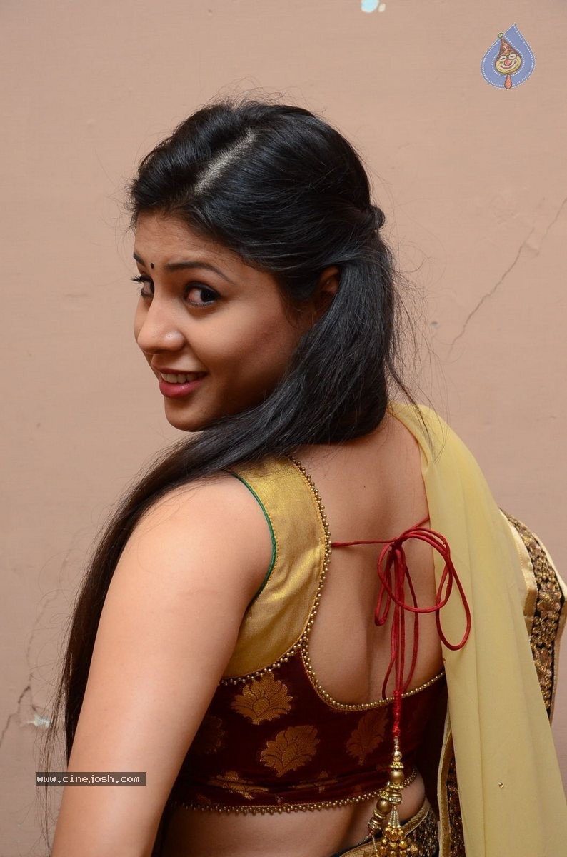 Hamida Latest Photos - 15 / 45 photos